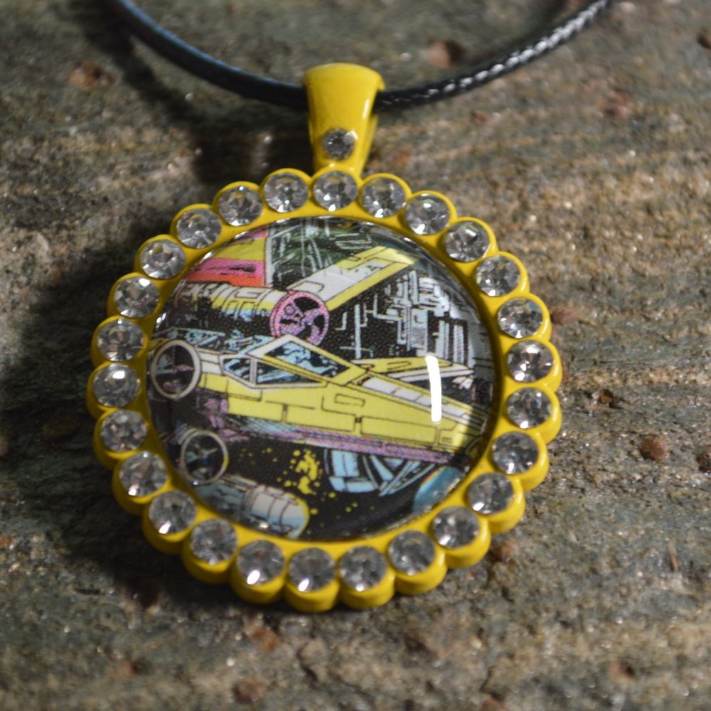 HANDMADE X-wing Starfighter Spaceship Classic Comics Necklace